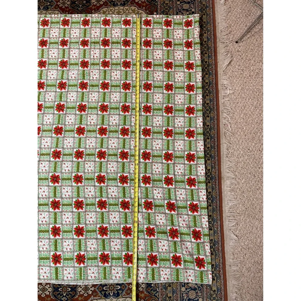 Vtg Christmas‎ Poinsettia Tablecloth Red Green White Rectangular 104 x 59